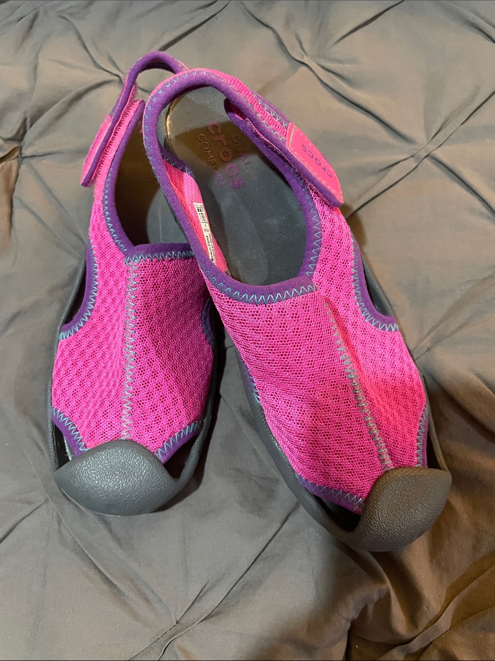 CROCS swiftwater sandals water shoes